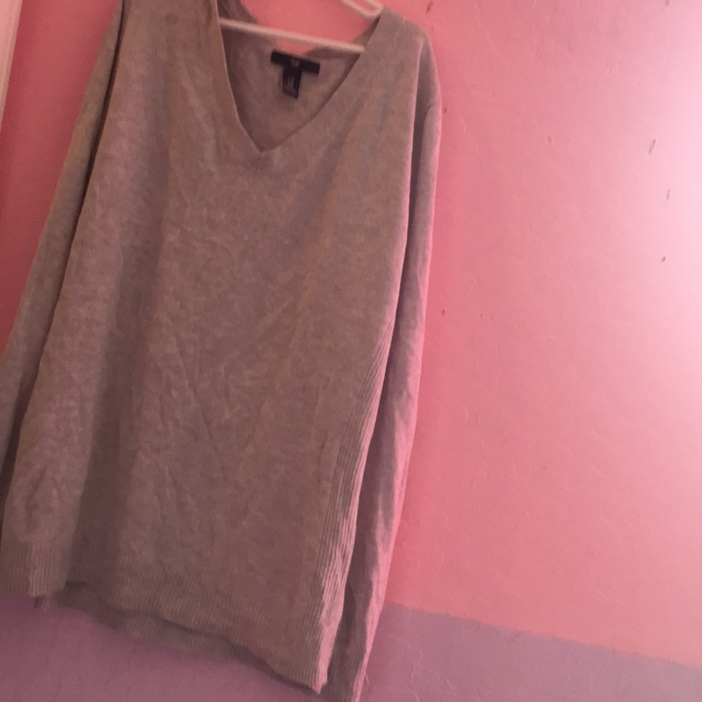Gap Grey sweater